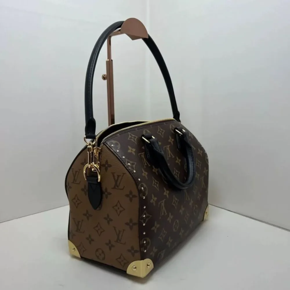 Louis Vuitton Women Pre-Loved Bag Brand New Condition